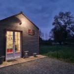 vu local extérieur nuit